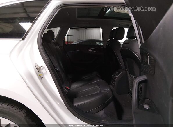 WA18NAF43KA106969 2019 AUDI OTHER White Vista de la etiqueta del VIN