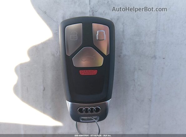 WA1A4AFY4J2009408 2018 AUDI SQ5 Серый Вид панели приборов