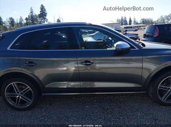 WA1A4AFY4J2009408 2018 AUDI SQ5 Серый Вид задней части салона