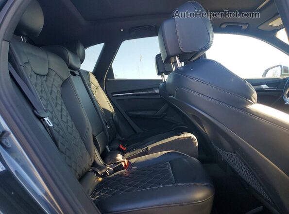WA1A4AFY4J2180014 2018 AUDI SQ5 Charcoal Vista interior trasera