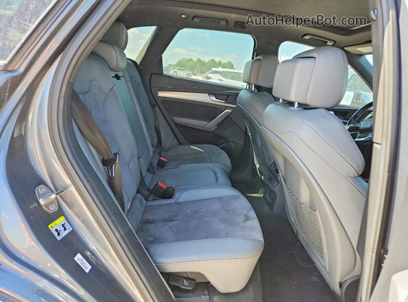 WA1A4AFY5J2123708 2018 AUDI SQ5 Черный Вид задних сидений