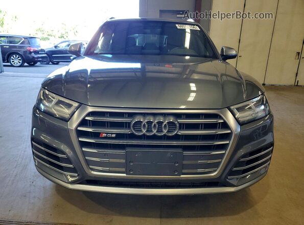 WA1A4AFY6J2048288 2018 AUDI SQ5 Gray Front view