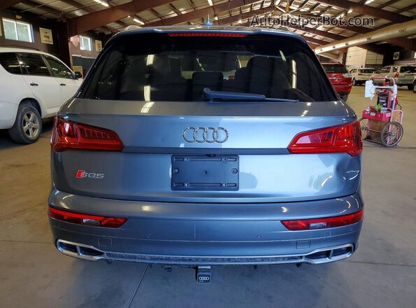 WA1A4AFY6J2048288 2018 AUDI SQ5 Gray Rear view