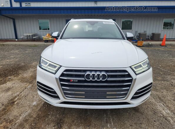 WA1A4AFY6J2200652 2018 AUDI SQ5 White Vista frontal