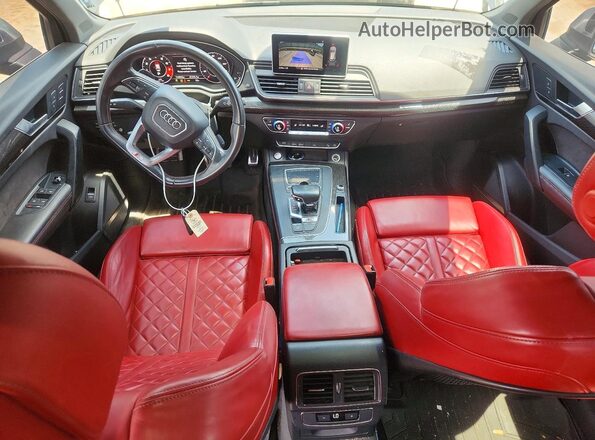 WA1A4AFY7J2040104 2018 AUDI SQ5 Black Вид панелі приладів