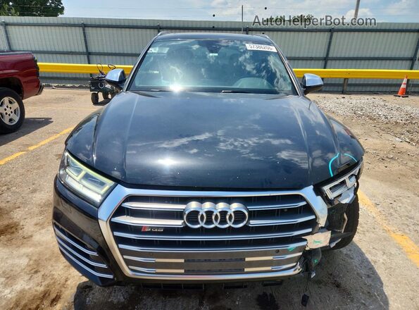 WA1A4AFY7J2040104 2018 AUDI SQ5 Black Вид спереду