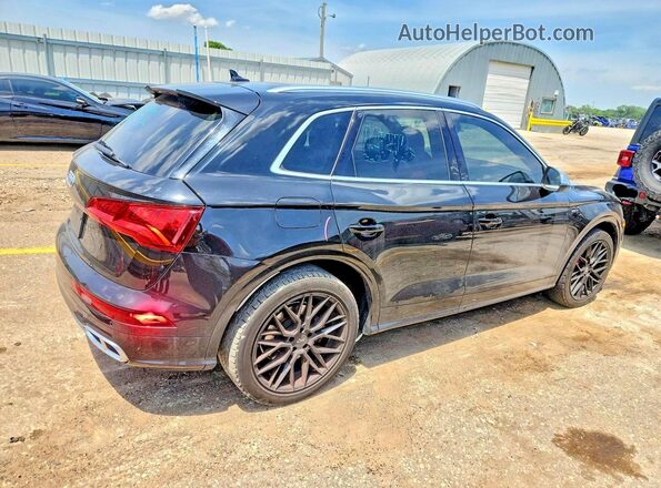 WA1A4AFY7J2040104 2018 AUDI SQ5 Black Задня права чверть