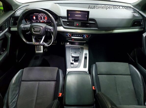 WA1A4AFYXJ2206759 2018 AUDI SQ5 White Вид панелі приладів