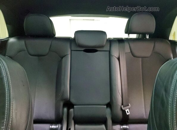 WA1A4AFYXJ2206759 2018 AUDI SQ5 White Вид задніх сидінь