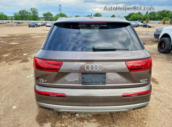 WA1AAAF71HD008697 2017 AUDI Q7 Brown Widok z tyłu