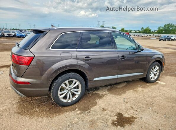 WA1AAAF71HD008697 2017 AUDI Q7 Brown Tył prawy