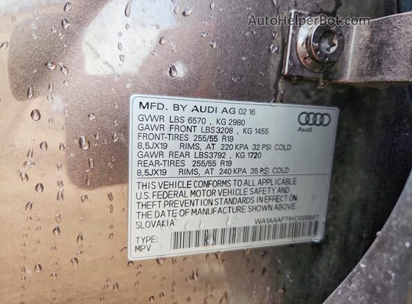 WA1AAAF71HD008697 2017 AUDI Q7 Brown Widok komory silnika