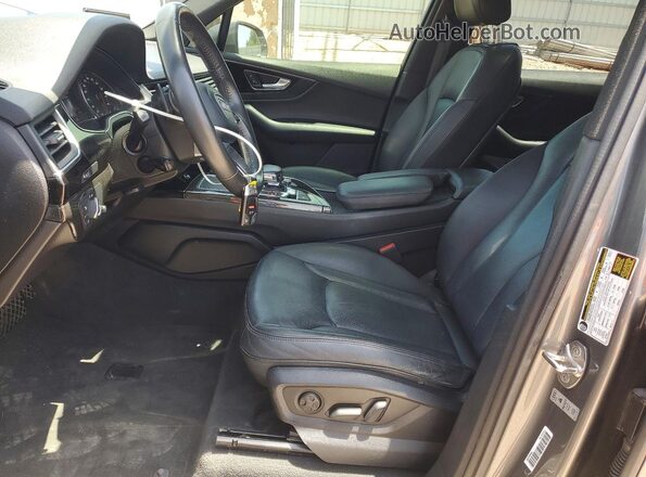 WA1AAAF73JD012823 2018 AUDI Q7 Серый Вид салона спереди