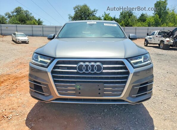 WA1AAAF73JD012823 2018 AUDI Q7 Серый Вид спереди