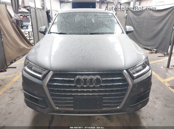WA1AAAF74HD011108 2017 AUDI Q7 Gray უკანა სალონის ხედი