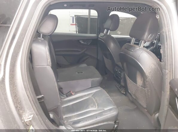 WA1AAAF74HD011108 2017 AUDI Q7 Gray VIN კოდის სტიკერის ხედი