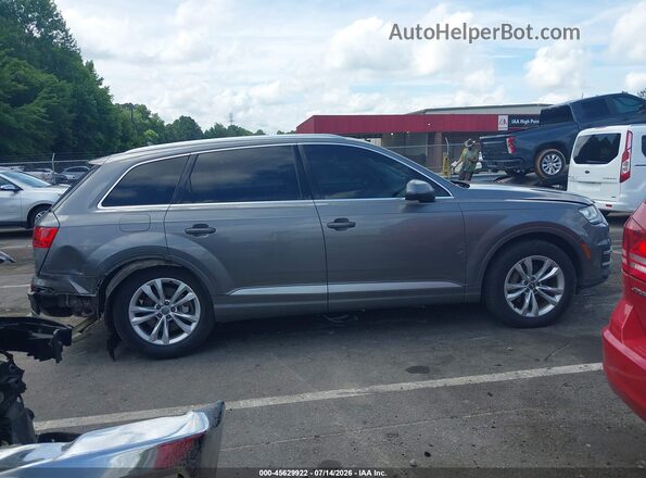 WA1AAAF74JD001040 2018 AUDI Q7 Gray Vista interior trasera