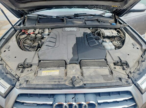 WA1AAAF76HD041579 2017 AUDI Q7 Silver Вид підкапотного простору