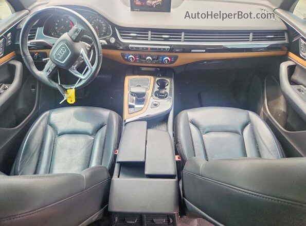 WA1AAAF76HD041579 2017 AUDI Q7 Silver Вид панелі приладів