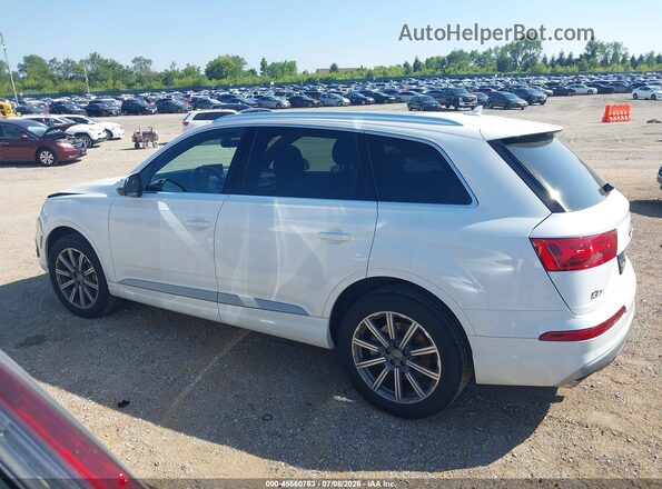 WA1AAAF77KD006976 2019 AUDI Q7 White Vista interior de 360 grados