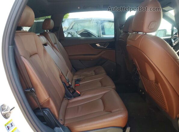 WA1AAAF79KD005134 2019 AUDI Q7 Белый Вид задних сидений