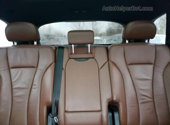 WA1AAAF7XHD013574 2017 AUDI Q7 Синий Вид задних сидений