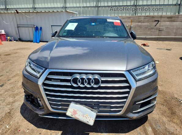 WA1AAAF7XKD000962 2019 AUDI Q7 Charcoal Front view