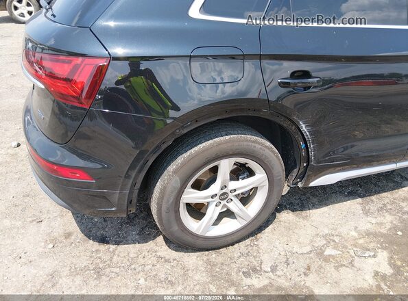 WA1AAAFY0M2017888 2021 AUDI Q5 Black Դիմացի տեսք