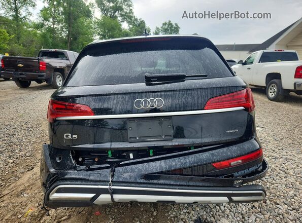 WA1AAAFY3M2135532 2021 AUDI Q5 Black Вид ззаду