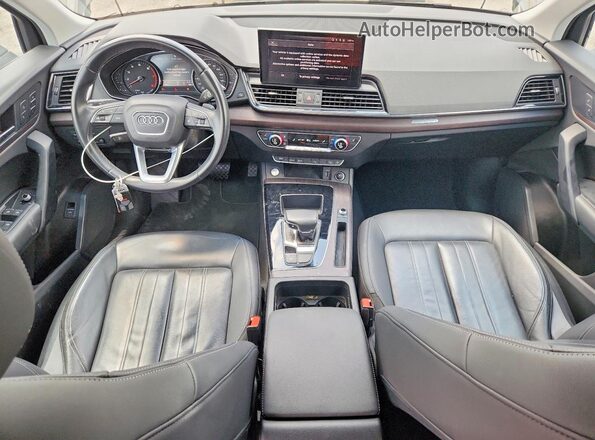 WA1AAAFY4M2118383 2021 AUDI Q5 Gray Widok deski rozdzielczej
