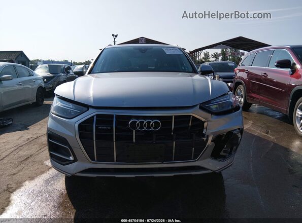 WA1AAAFY6M2073222 2021 AUDI Q5 Silver Դիմացի տեսք