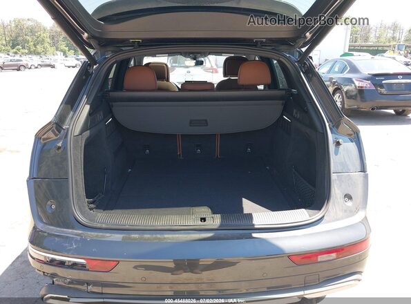 WA1AAAFY7M2056039 2021 AUDI Q5 Gray 