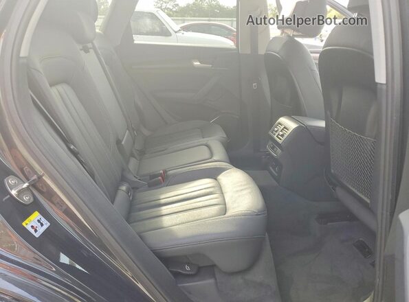 WA1AAAFY7M2099778 2021 AUDI Q5 Серый Вид задней части салона
