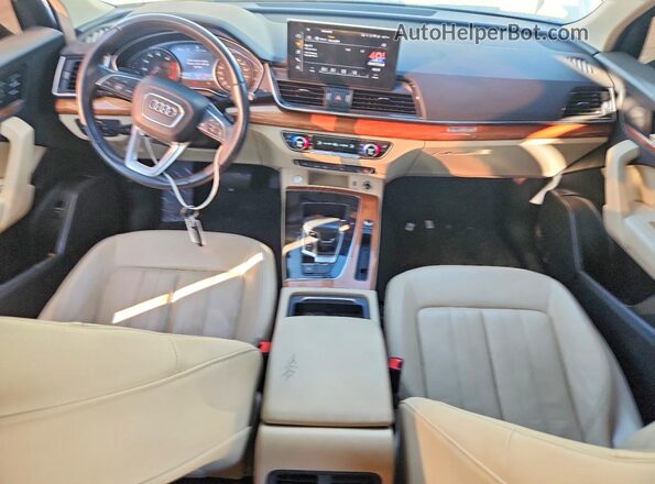 WA1AAAFY8M2054672 2021 AUDI Q5 White წინა პანელის ხედი