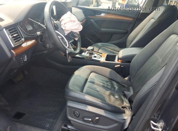 WA1AAAFY8M2060293 2021 AUDI Q5 Black Սալոնի դիմացի տեսք