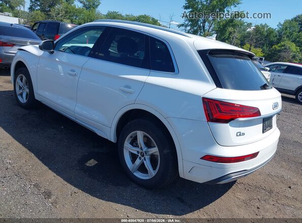 WA1AAAFY9M2113700 2021 AUDI Q5 White Rear left