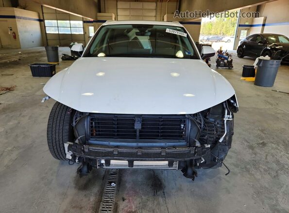 WA1AAAFYXM2004209 2021 AUDI Q5 Белый Вид спереди