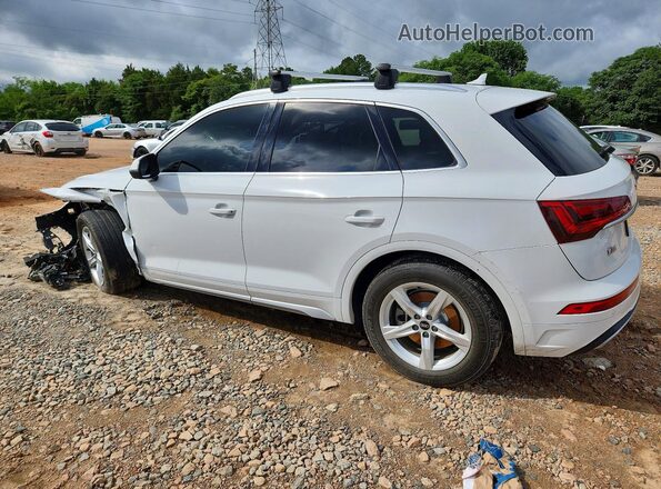 WA1AAAFYXM2005831 2021 AUDI Q5 White Trasero izquierdo
