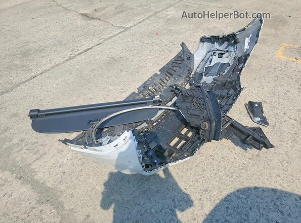 WA1AAAFYXM2108165 2021 AUDI Q5 White Vista del compartimento del motor