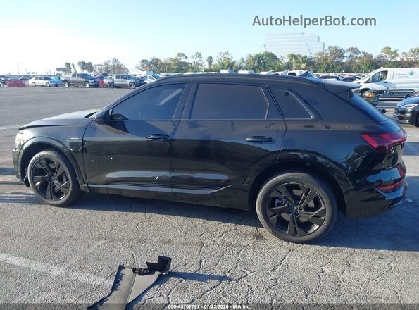 WA1AAAGE1MB010971 2021 AUDI E-TRON Черный 