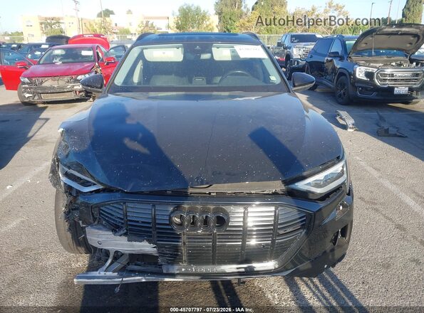 WA1AAAGE1MB010971 2021 AUDI E-TRON Черный Вид задней части салона