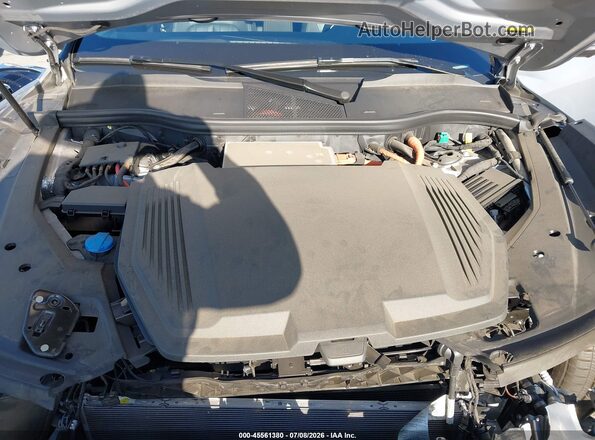 WA1AAAGE3MB039128 2021 AUDI E-TRON Silver Widok z tyłu