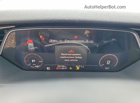 WA1AAAGE5MB010701 2021 AUDI E-TRON Gray Instrument cluster view