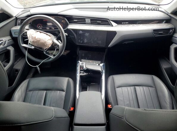 WA1AAAGE5MB010701 2021 AUDI E-TRON Gray Dashboard view