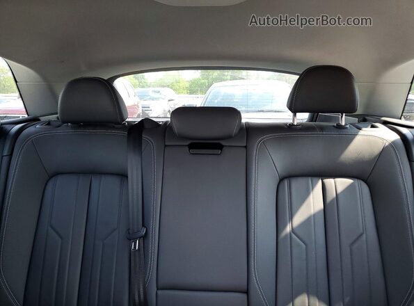 WA1AAAGEXMB015215 2021 AUDI E-TRON Gray Вид задніх сидінь