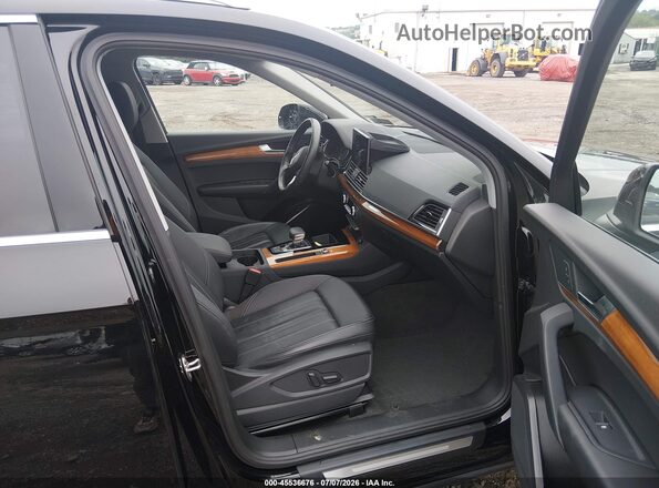 WA1ABAFY3P2066956 2023 AUDI Q5 Black წინა სალონის ხედი