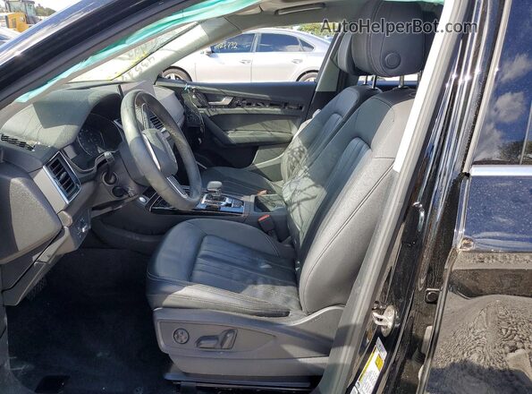 WA1ABAFY4P2116800 2023 AUDI Q5 Black წინა სალონის ხედი