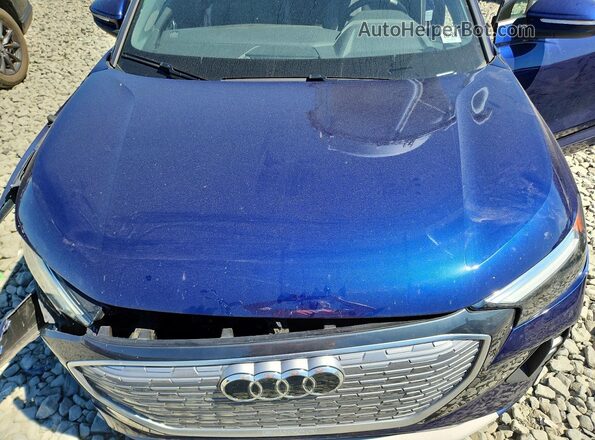 WA1ACBFZ2PP050004 2023 AUDI Q4 Blue Widok komory silnika