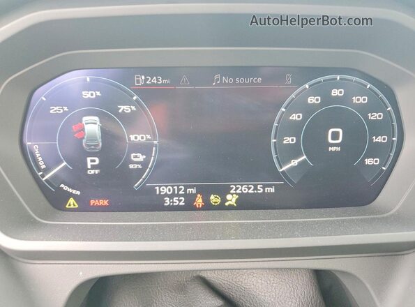 WA1ACBFZ9RP003295 2024 AUDI Q4 White ხელსაწყოთა პანელის ხედი