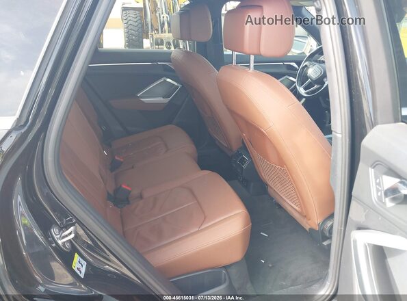 WA1AECF30L1093930 2020 AUDI Q3 Black VIN კოდის სტიკერის ხედი